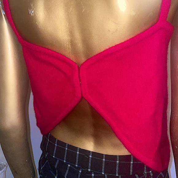 Cyrus fuzzy tank top with open back - Picture 5 of 5